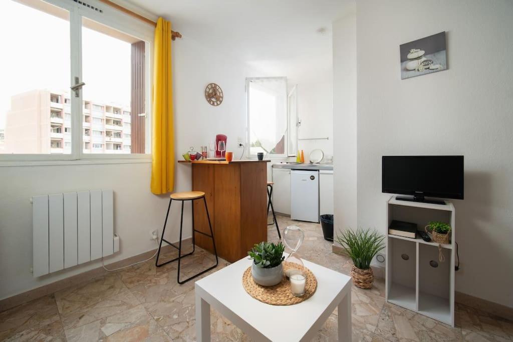 Fully Equipped Apartment Ideal For 2 People Marseilles Exterior foto